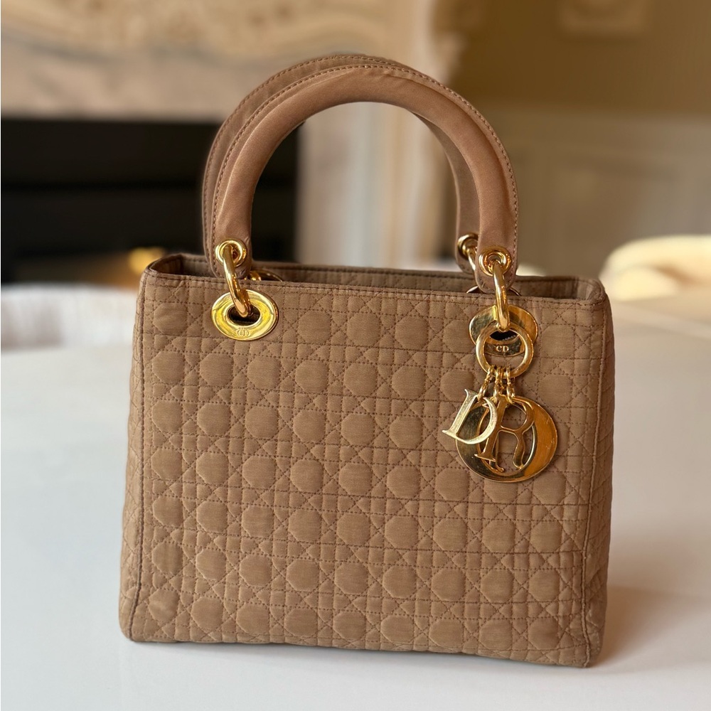 💯 Authentic Christian dior Beige /Brown Quilted Satchel with Gold Accents